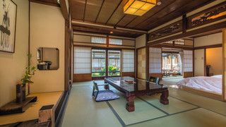 『萩』　露天風呂付　本館和室