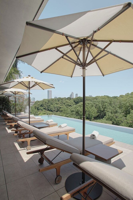 ルーフトッププール(2)