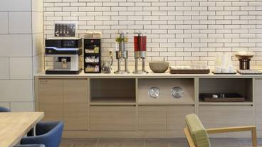 ロビーラウンジ / 6