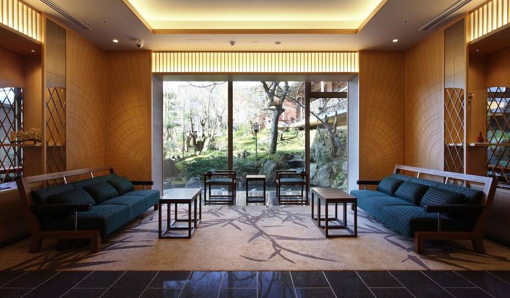 光林棟ロビーからの眺め / 1