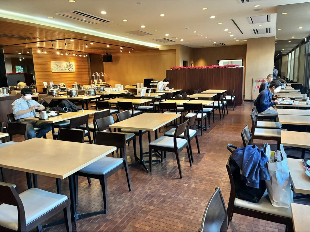 レストラン
