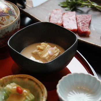 都会の忙しさを忘れさせてくれる、極上のおこもり宿♡3998016