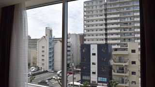 スイート キングベッド 1 台 シティビュー