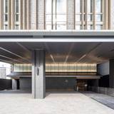 ホテルエントランス / 5