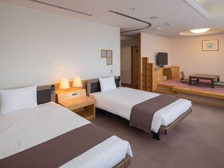 亀の井ホテル 熱海 別館 / 4