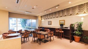 ロビーラウンジ / 9