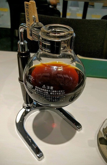 「カフェ 杜の香り」ドリンク 1189204 コーヒーはこの入れ物での提供です。