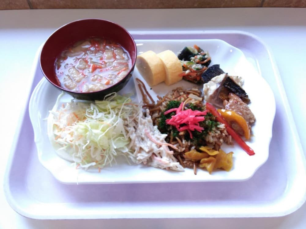 朝食