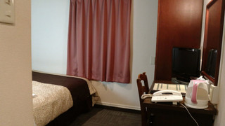 スタンダード ダブルルーム クイーンベッド 1 台 喫煙可