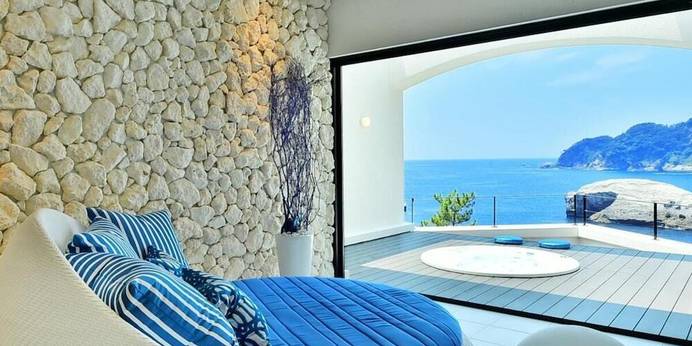 世界ジオパーク伊豆　繭二梁（静岡県 旅館） / 1