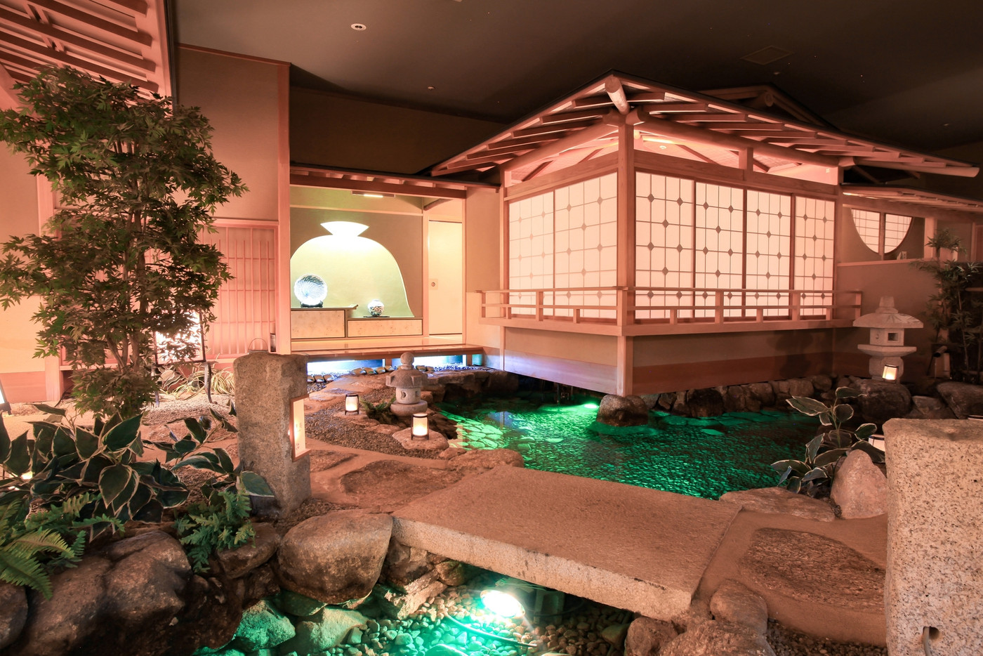 10.高台に佇む天空の宿で絶景を堪能「今宵天空に遊ぶ しょうげつ」4259112