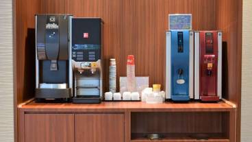 ロビーラウンジ / 14