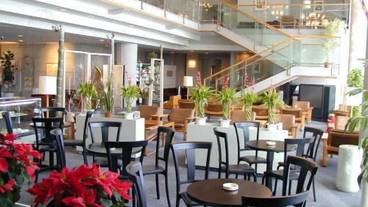 ロビー応接スペース / 5