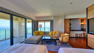 パノラマコーナースイートツイン 禁煙(VIPプールバー・クラブラウンジアクセス付)（3歳以上の添い寝追加料金現地払い）