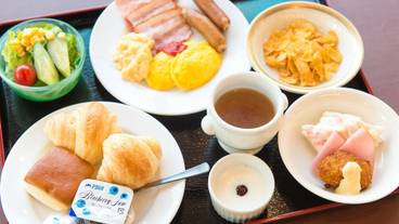 食事・飲み物 / 3