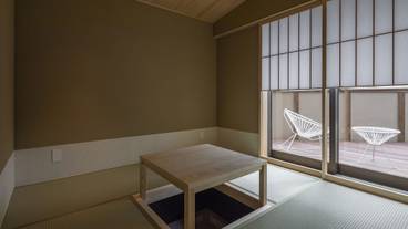客室 / 11