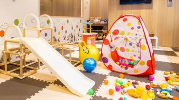 子供用の遊び場 - 屋内 / 16