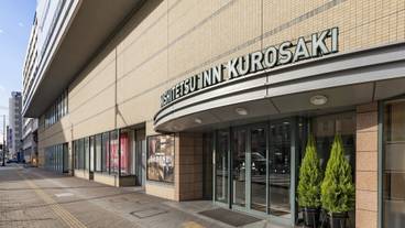 施設の入り口 / 32