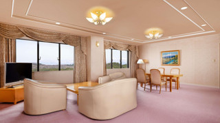 デラックス スイート ベッド (複数台)