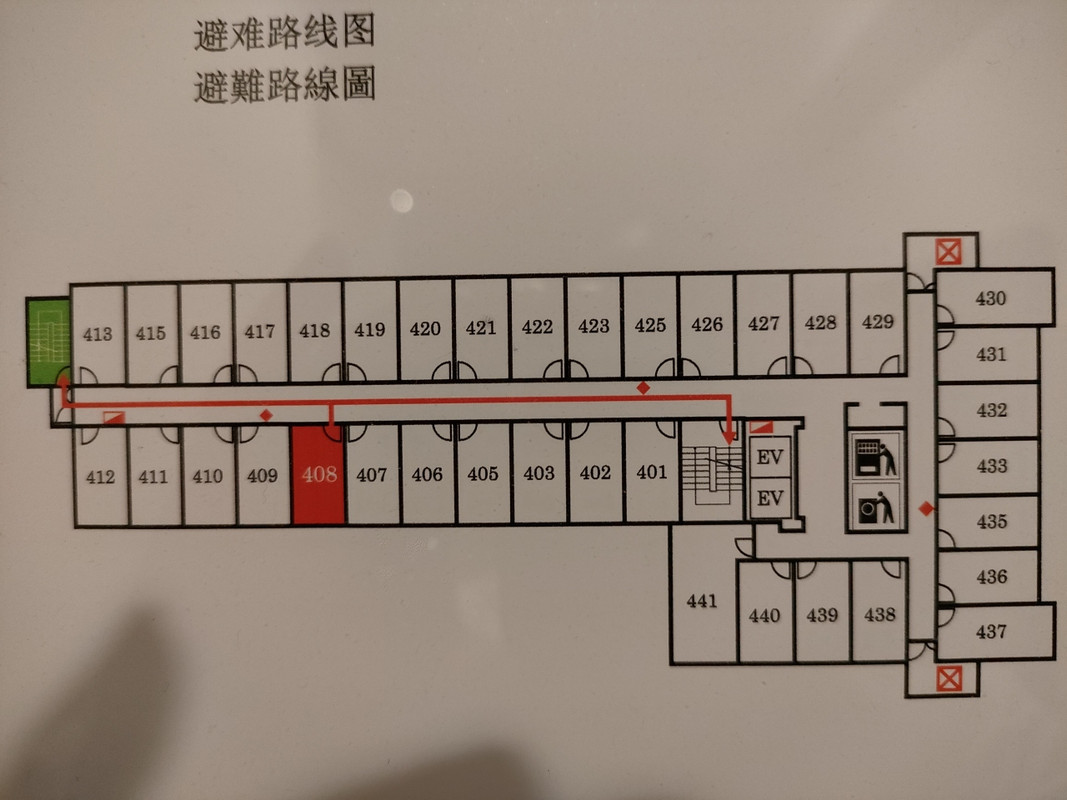 ４３０～４３７号室が室町通りに面している