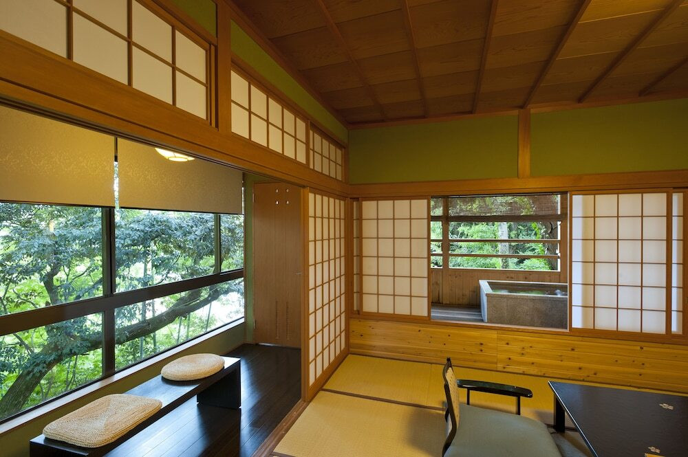 シャワーも源泉かけ流し！山代温泉最大の源泉量を誇る宿3905813