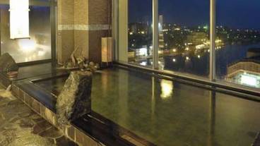 屋内スパ浴槽 / 1