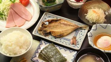 食事・飲み物 / 19