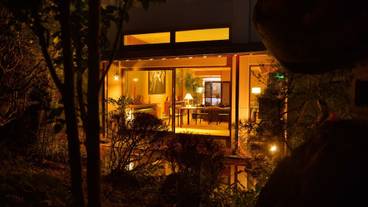 ロビーラウンジ / 3