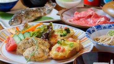 食事・飲み物 / 5