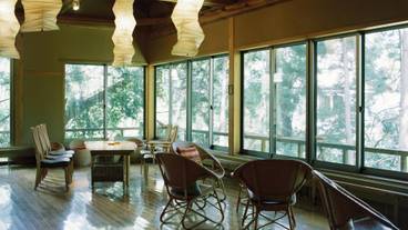 ラウンジ 小とりサロン1 / 7