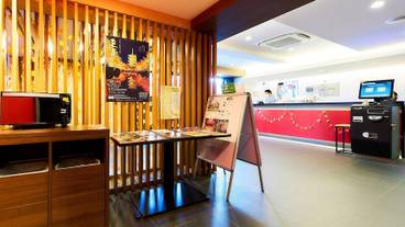 内部エントランス / 3