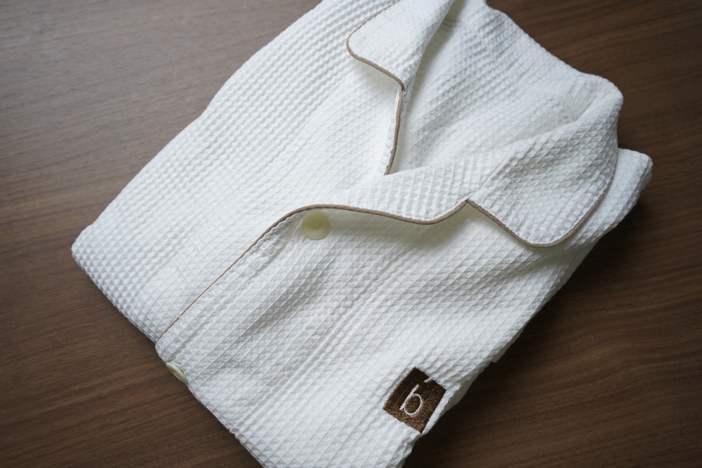 清潔感たっぷり！モダンな雰囲気のお部屋へ3702992