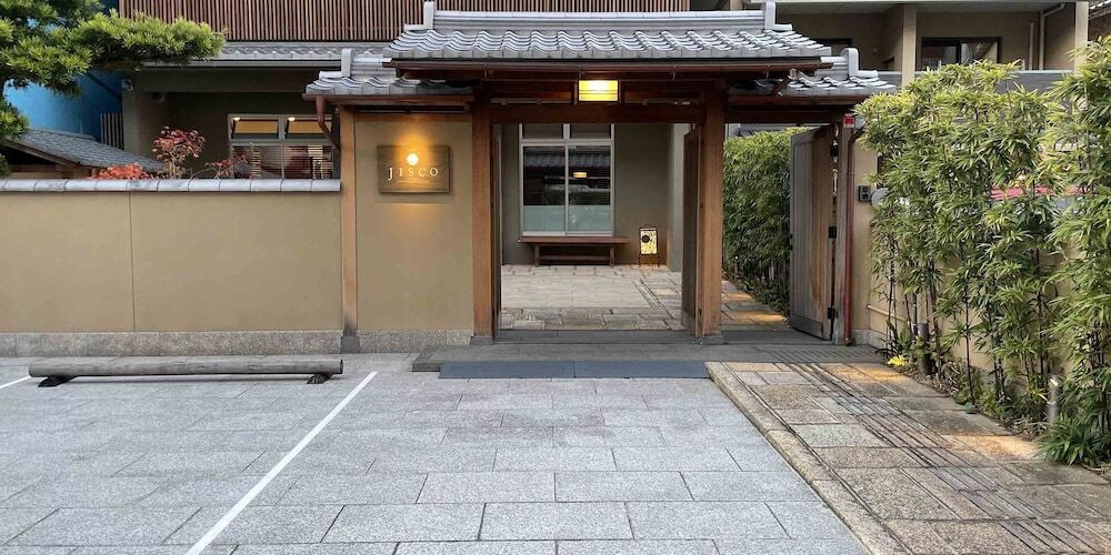 施設の入り口