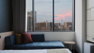 スタンダードツイン (ソファベッド付)