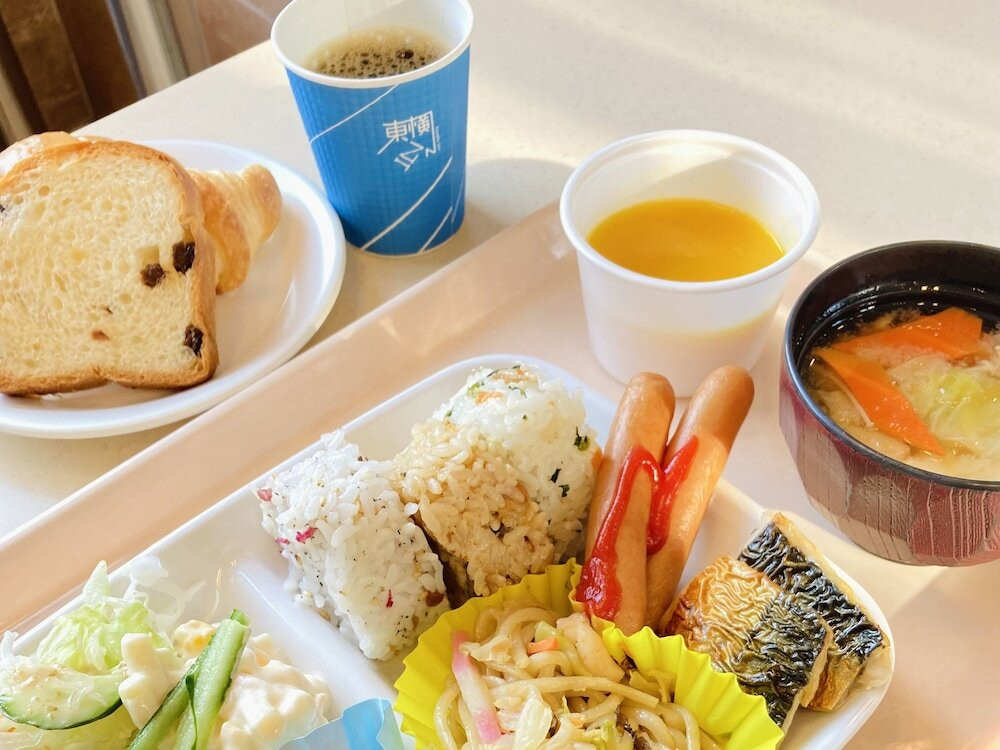 朝食