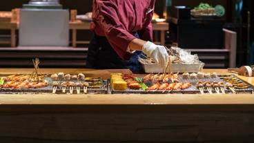 食事・飲み物 / 11