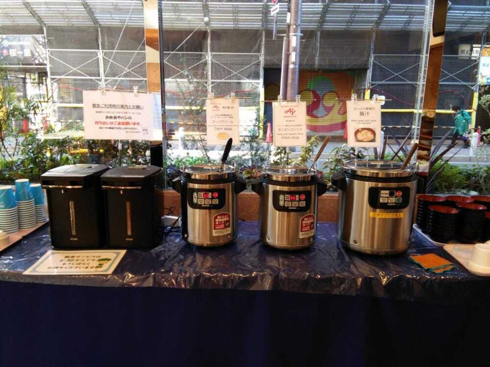 朝食