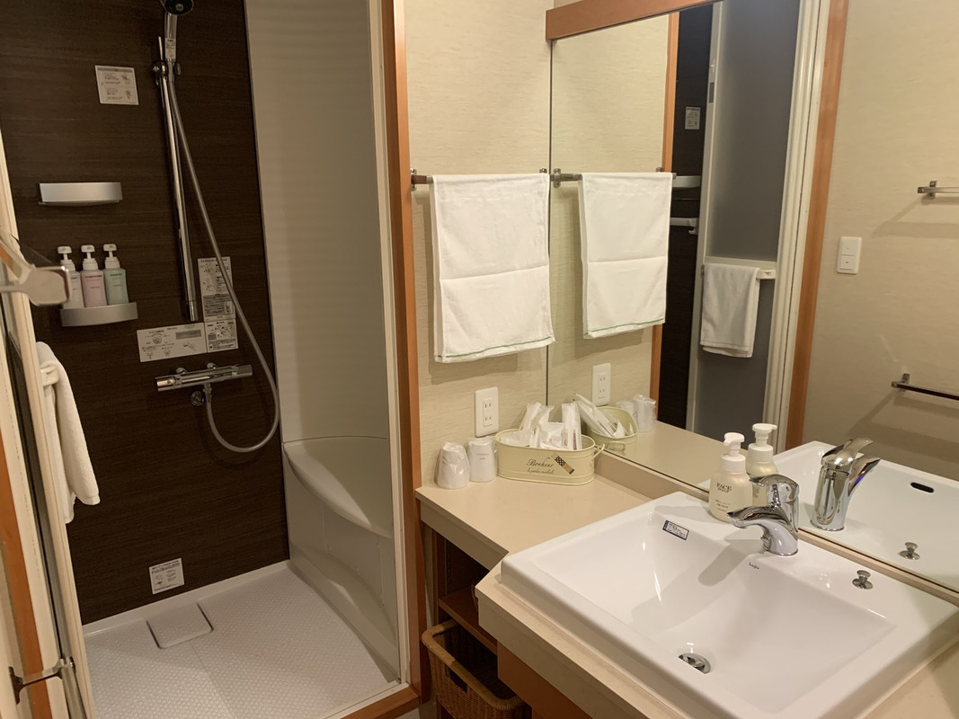 シャワールーム