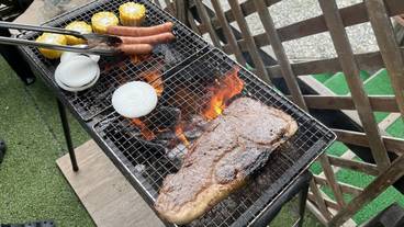 食事・飲み物 / 3