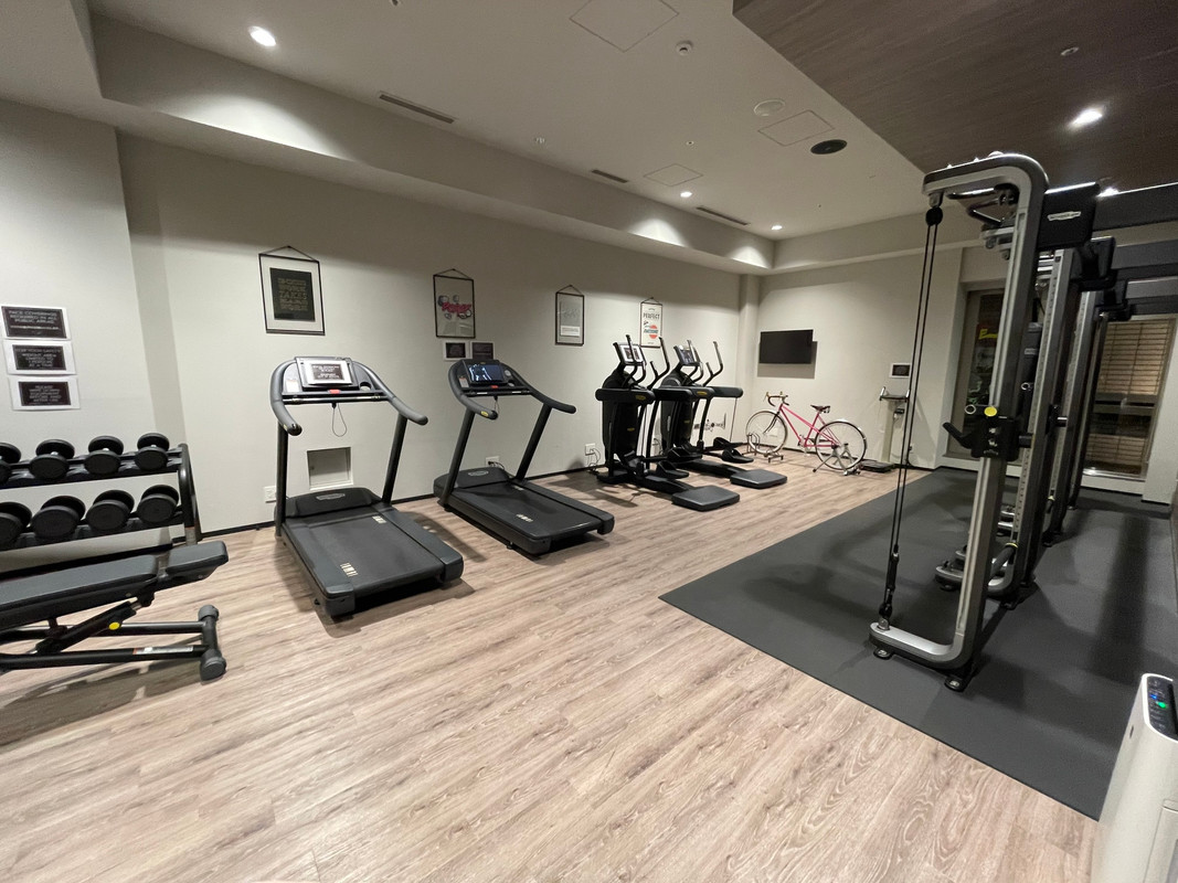 宿泊者は24時間無料でフィットネスを利用できます。