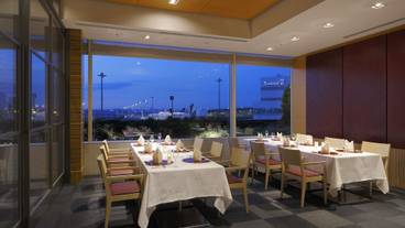 レストラン⑦ / 9