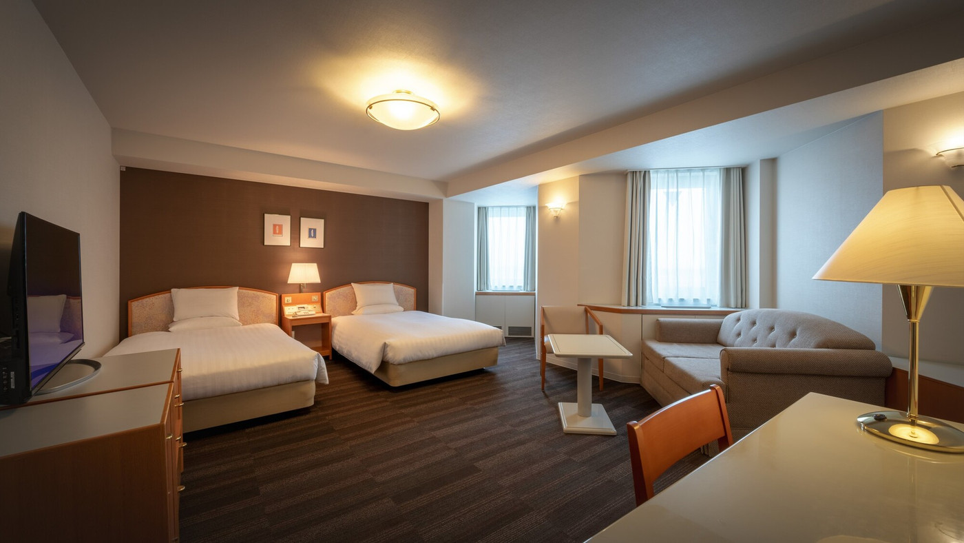 新千歳空港直結で空港内の温泉も無料利用できる!3653306