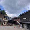 駐車場からの建屋群