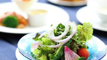 食事・飲み物 / 10