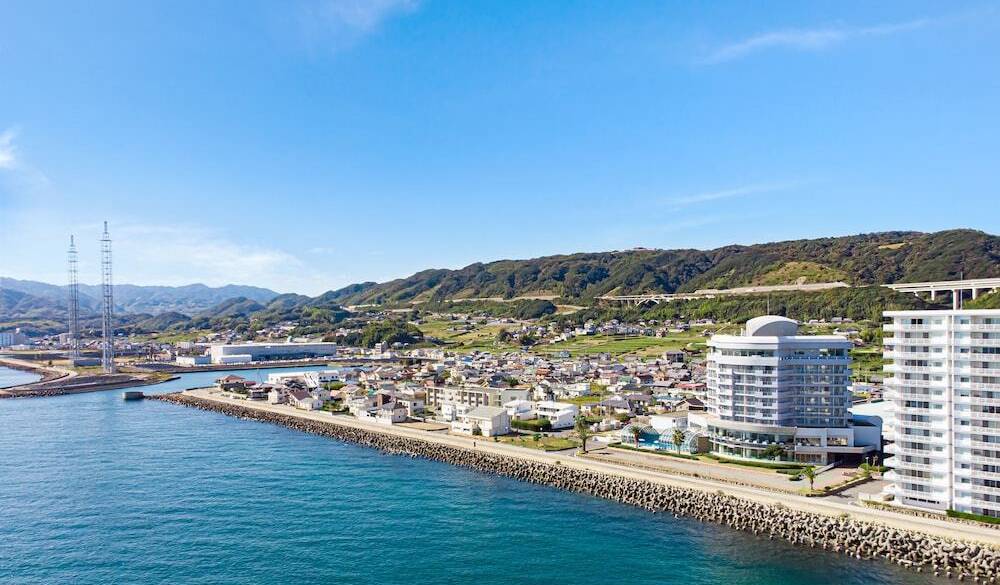 ホテル外観① / 3