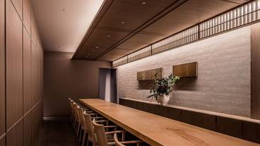 「日山」内観① / 10