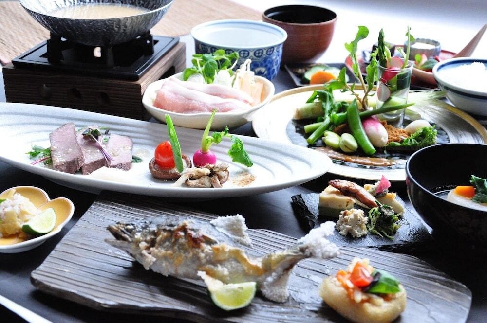 大歩危峡観光にも便利！子供用アメニティや食事も充実の温泉宿4755004