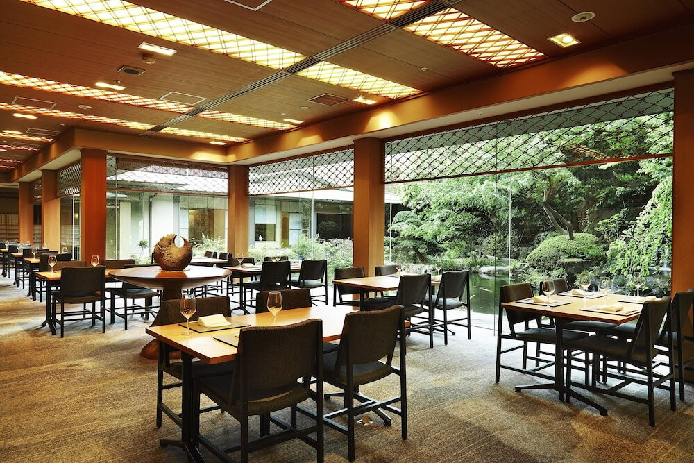 日本料理「雲海」