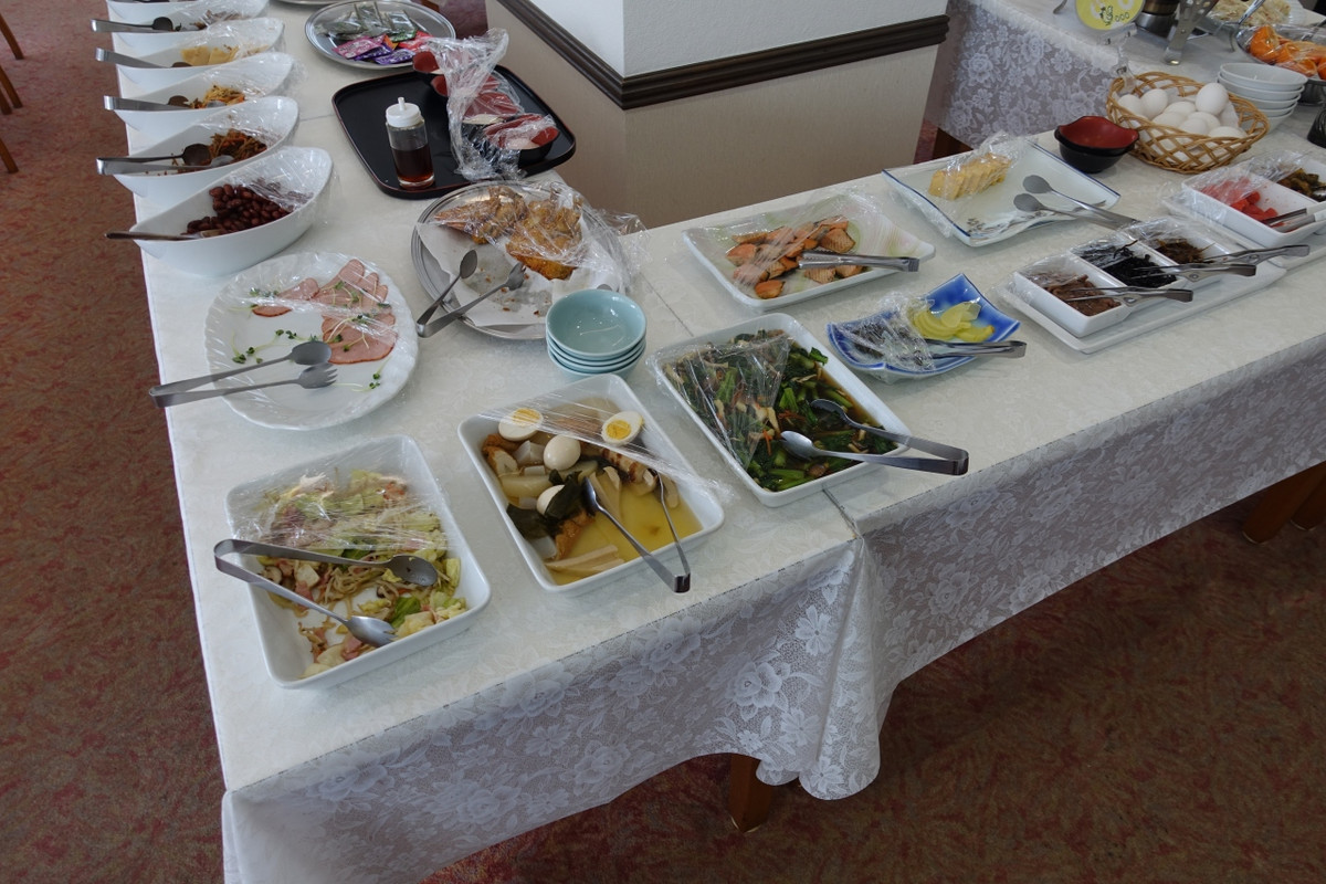 朝食バイキング