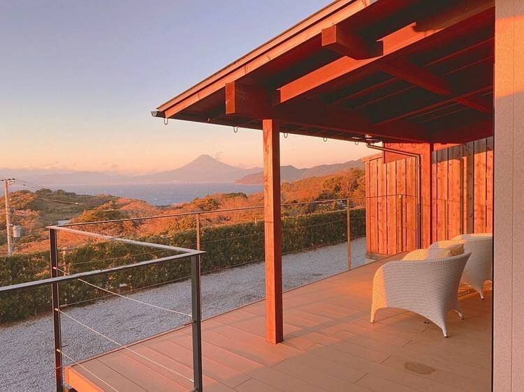 雄大な富士山と夕日を
ふたり占めしよう / 4